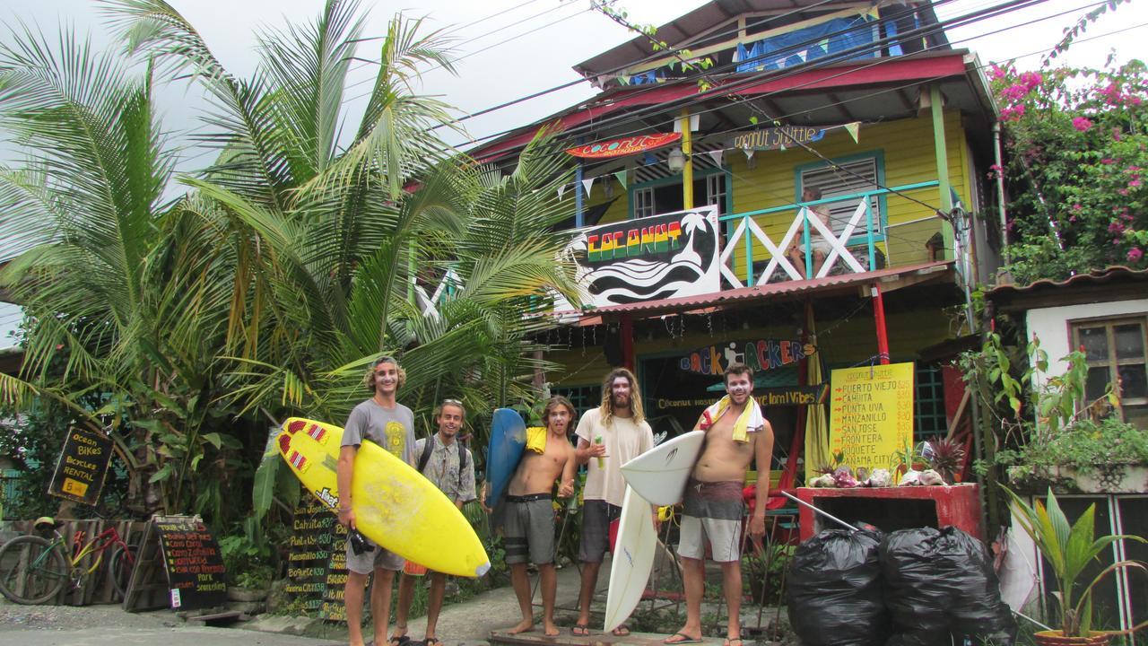 Coconut Hostel Bocas Town Exterior foto